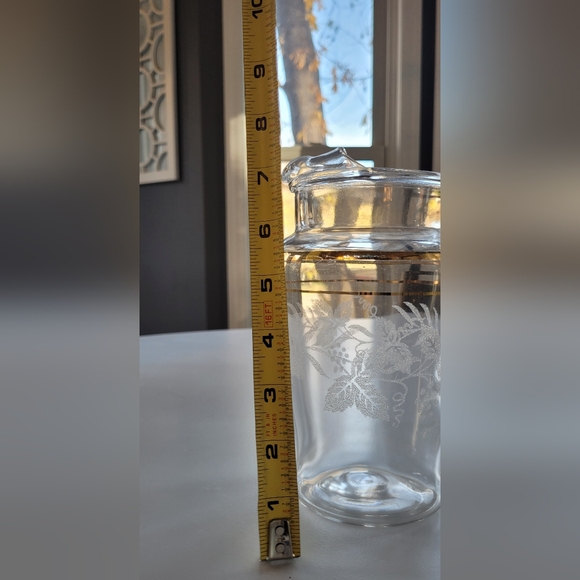 Glass Pitcher - Picture 3 of 4